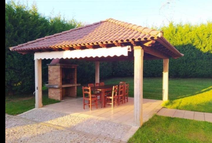 La Eria De Villaverde Intriago Екстер'єр фото